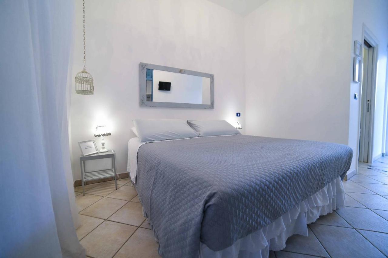 La Caletta Bed And Breakfast Торе Санта Сабина Екстериор снимка