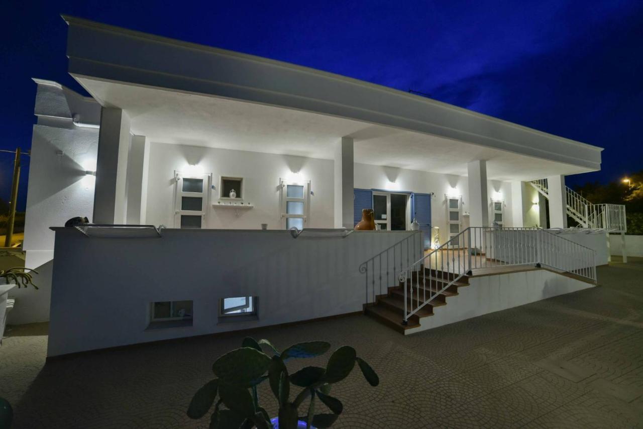 La Caletta Bed And Breakfast Торе Санта Сабина Екстериор снимка