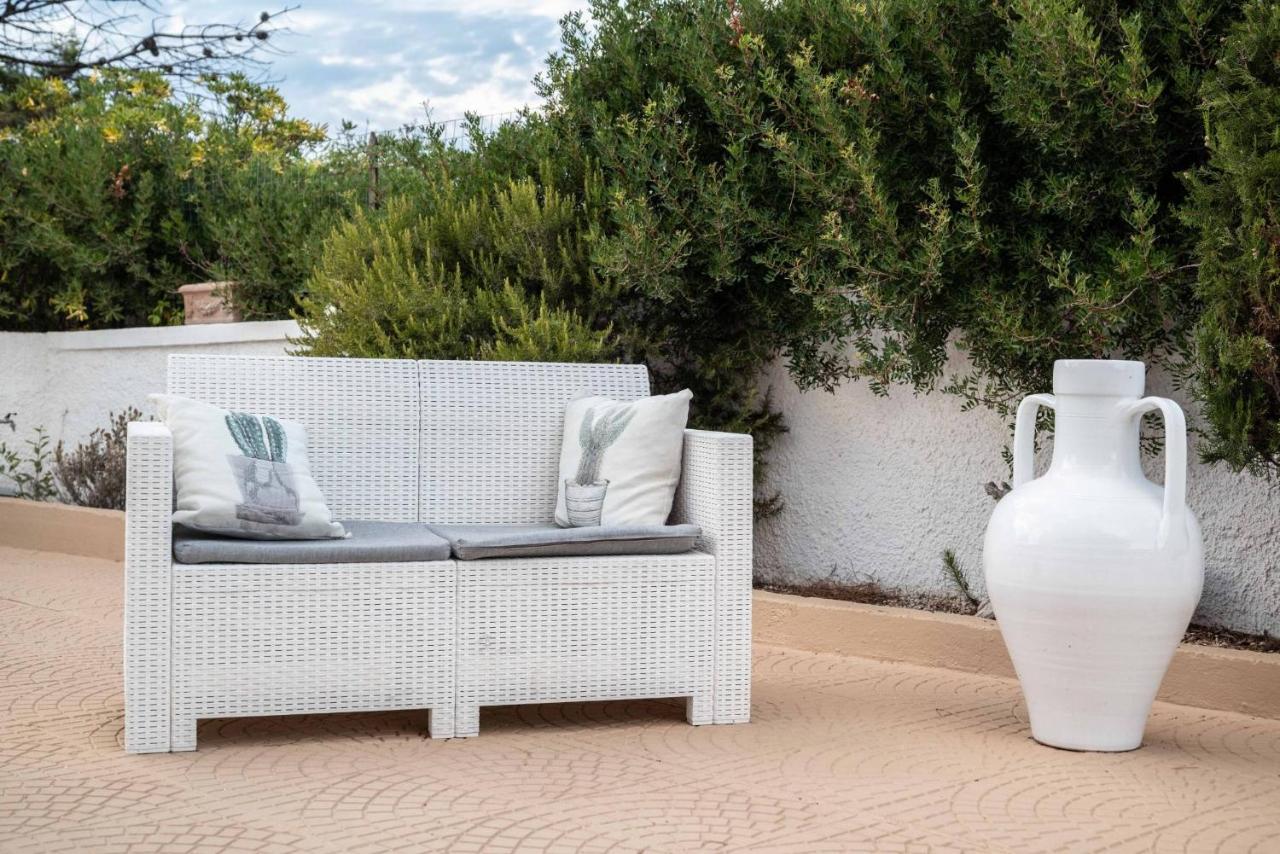 La Caletta Bed And Breakfast Торе Санта Сабина Екстериор снимка